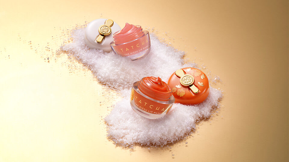 The Kissu Lip Mask and Limited Edition of The Kissu Lip Mask in Kiku