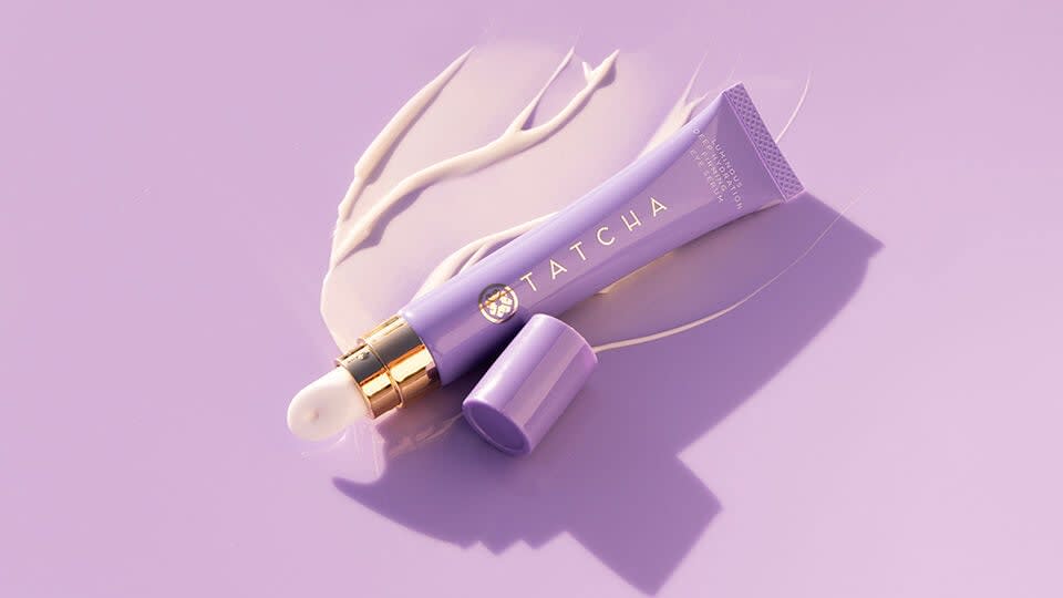 Luminous Deep Hydration Firming Eye Serum.