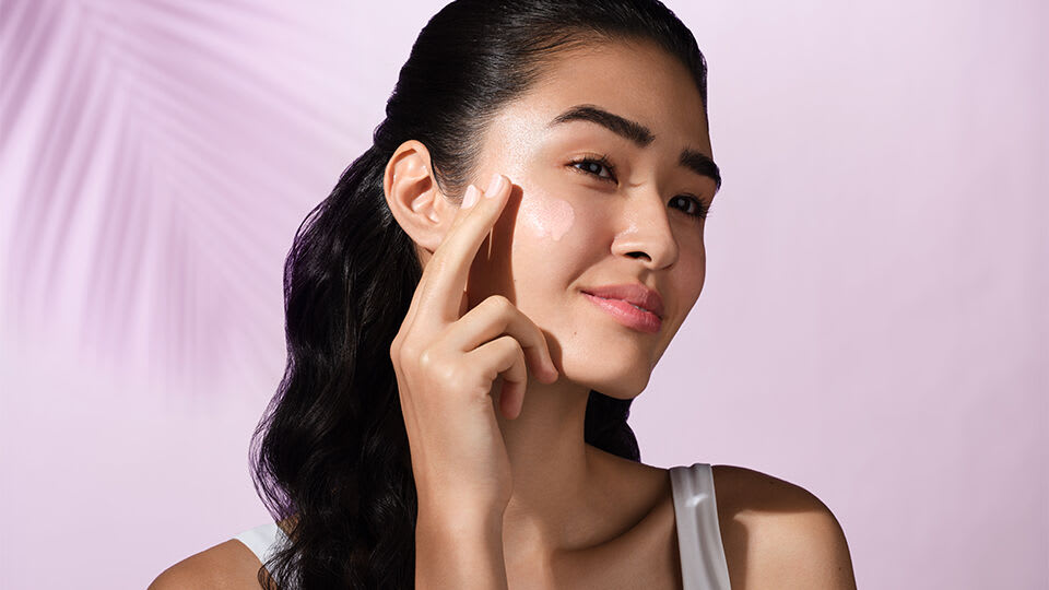 Silk Sunscreen on Model