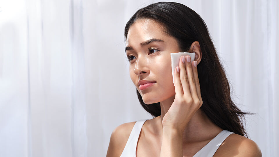 Model using The Texture Tonic