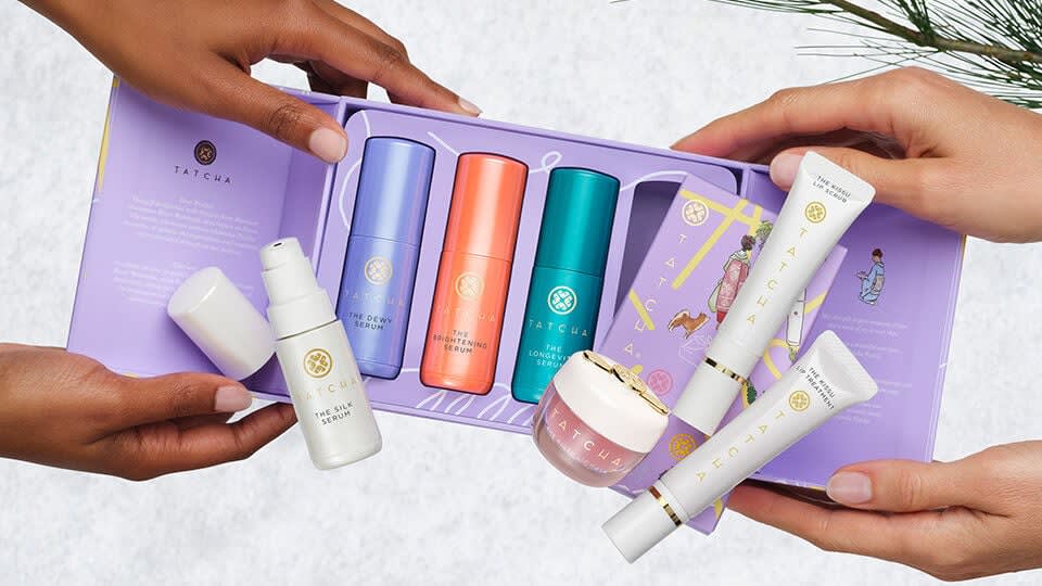 Stocking Stuffer Gift Sets: Serum Discovery and Sealed with a Kissu