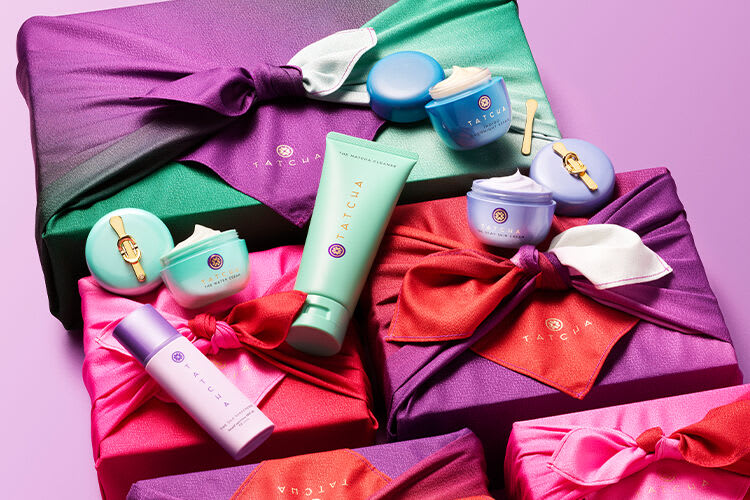  AM/PM Moisture Duo and The Pure Pores Silky Suncare Set