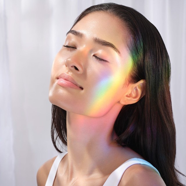Model after using The Dewy Serum