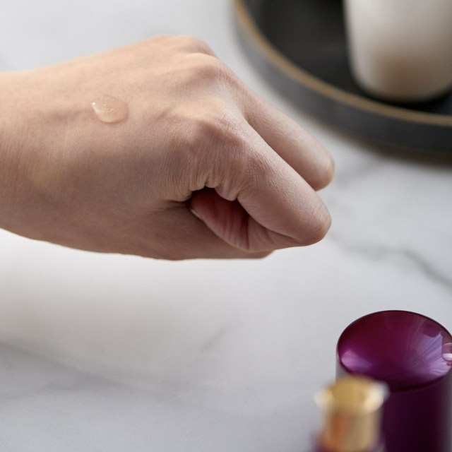 Violet-C Brightening Serum
